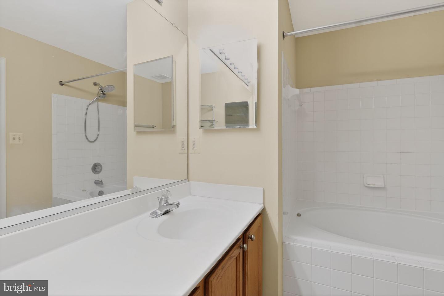 6348 DAKINE CIR, SPRINGFIELD, Virginia 22150, 3 Bedrooms Bedrooms, ,2 BathroomsBathrooms,Residential,For sale,6348 DAKINE CIR,VAFX2285430 MLS # VAFX2285430