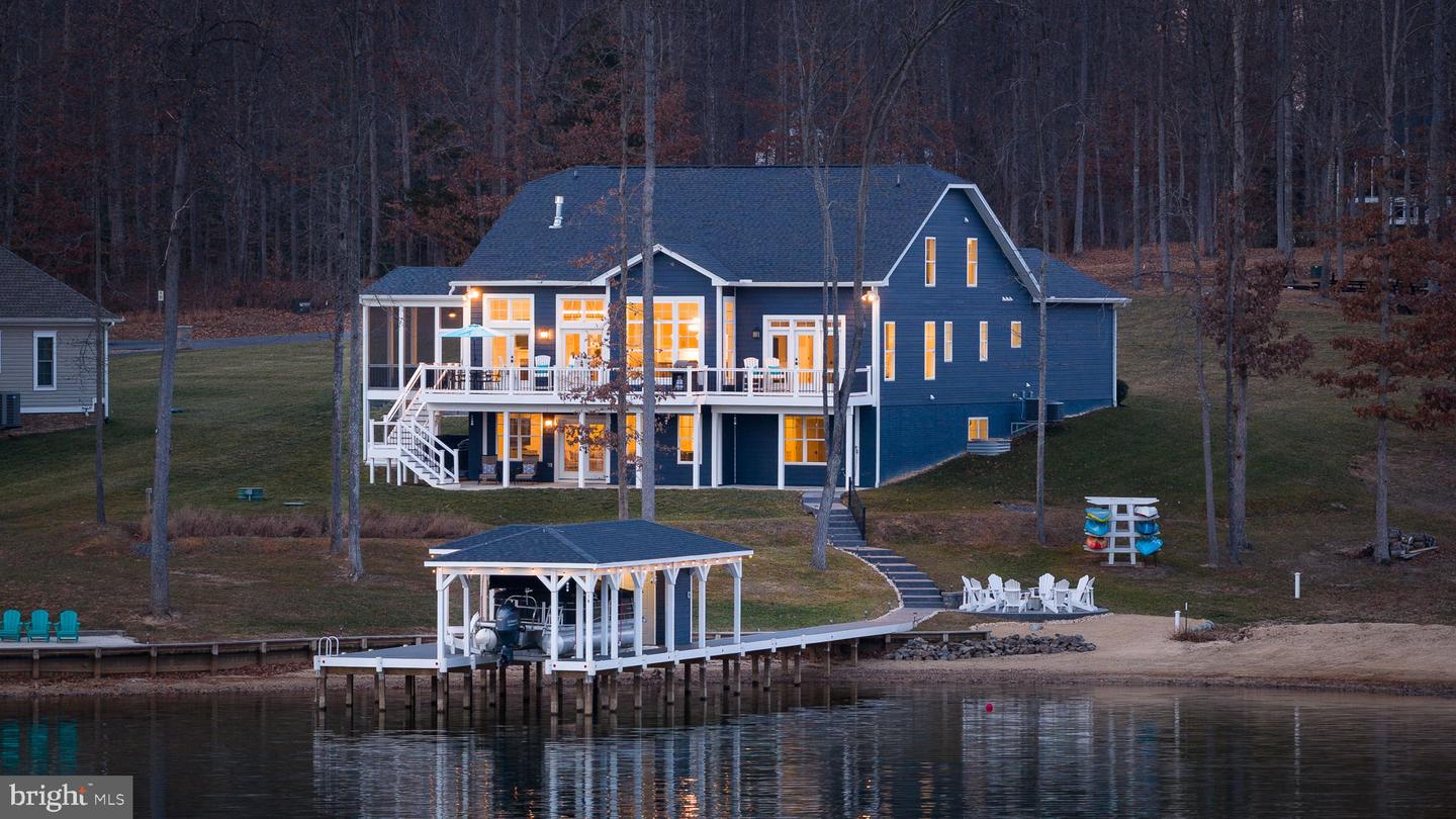 14 FAIRVIEW DR, MINERAL, Virginia 23117, 6 Bedrooms Bedrooms, ,4 BathroomsBathrooms,Residential,For sale,14 FAIRVIEW DR,VALA2009134 MLS # VALA2009134