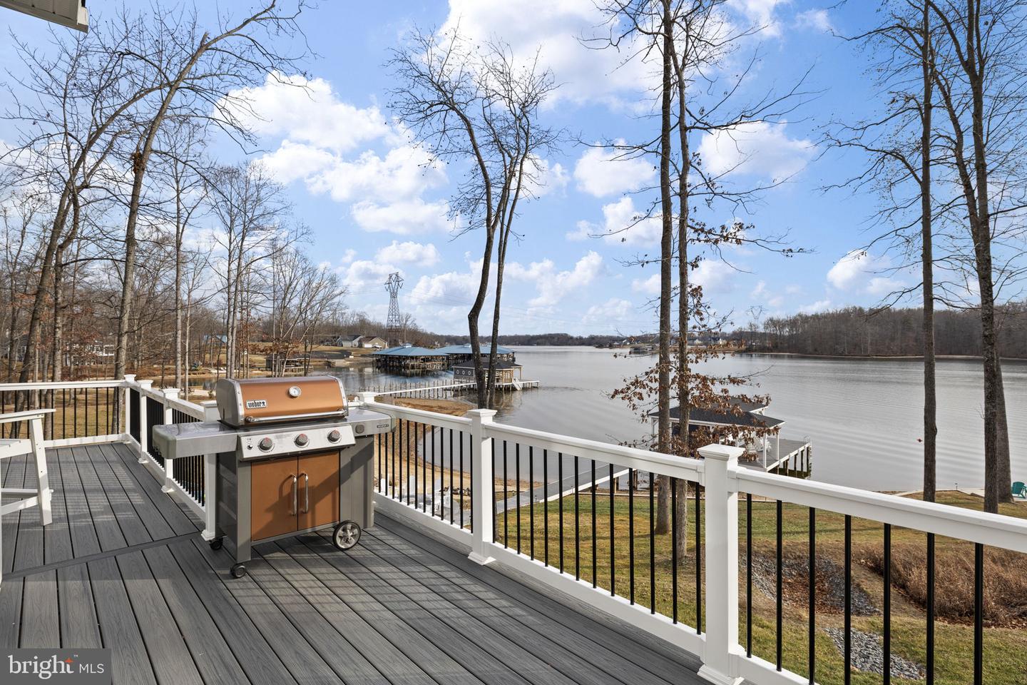 14 FAIRVIEW DR, MINERAL, Virginia 23117, 6 Bedrooms Bedrooms, ,4 BathroomsBathrooms,Residential,For sale,14 FAIRVIEW DR,VALA2009134 MLS # VALA2009134