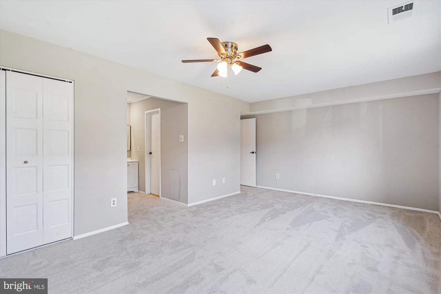 3031 BORGE ST #108, OAKTON, Virginia 22124, 1 Bedroom Bedrooms, ,1 BathroomBathrooms,Residential,For sale,3031 BORGE ST #108,VAFX2285450 MLS # VAFX2285450