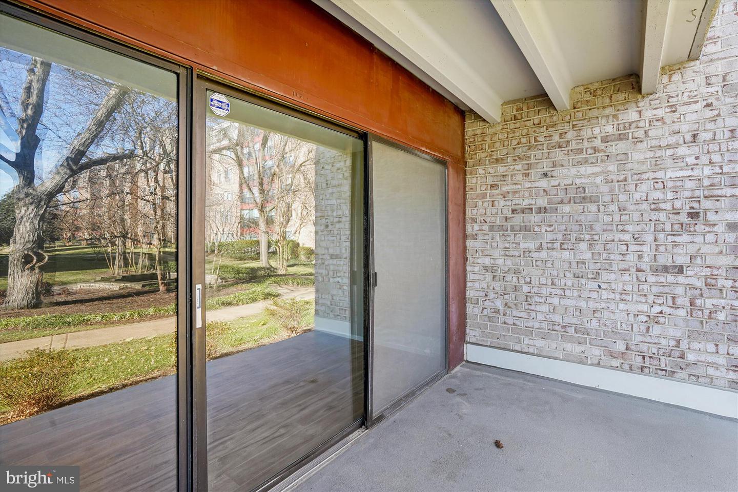 3031 BORGE ST #108, OAKTON, Virginia 22124, 1 Bedroom Bedrooms, ,1 BathroomBathrooms,Residential,For sale,3031 BORGE ST #108,VAFX2285450 MLS # VAFX2285450