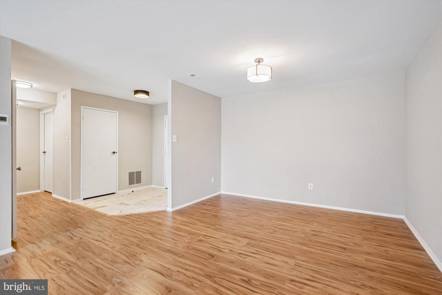 3031 BORGE ST #108, OAKTON, Virginia 22124, 1 Bedroom Bedrooms, ,1 BathroomBathrooms,Residential,For sale,3031 BORGE ST #108,VAFX2285450 MLS # VAFX2285450