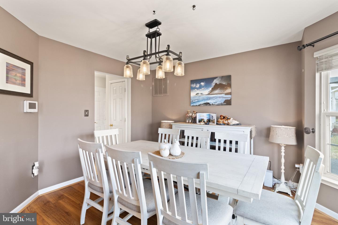 6914 VERSAILLE DR, FREDERICKSBURG, Virginia 22407, 5 Bedrooms Bedrooms, ,3 BathroomsBathrooms,Residential,For sale,6914 VERSAILLE DR,VASP2038578 MLS # VASP2038578