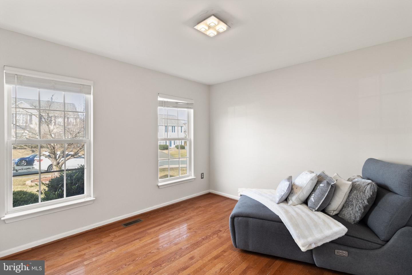 6914 VERSAILLE DR, FREDERICKSBURG, Virginia 22407, 5 Bedrooms Bedrooms, ,3 BathroomsBathrooms,Residential,For sale,6914 VERSAILLE DR,VASP2038578 MLS # VASP2038578