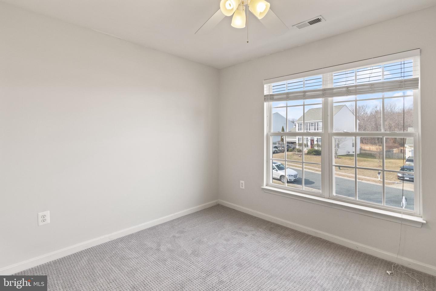 6914 VERSAILLE DR, FREDERICKSBURG, Virginia 22407, 5 Bedrooms Bedrooms, ,3 BathroomsBathrooms,Residential,For sale,6914 VERSAILLE DR,VASP2038578 MLS # VASP2038578