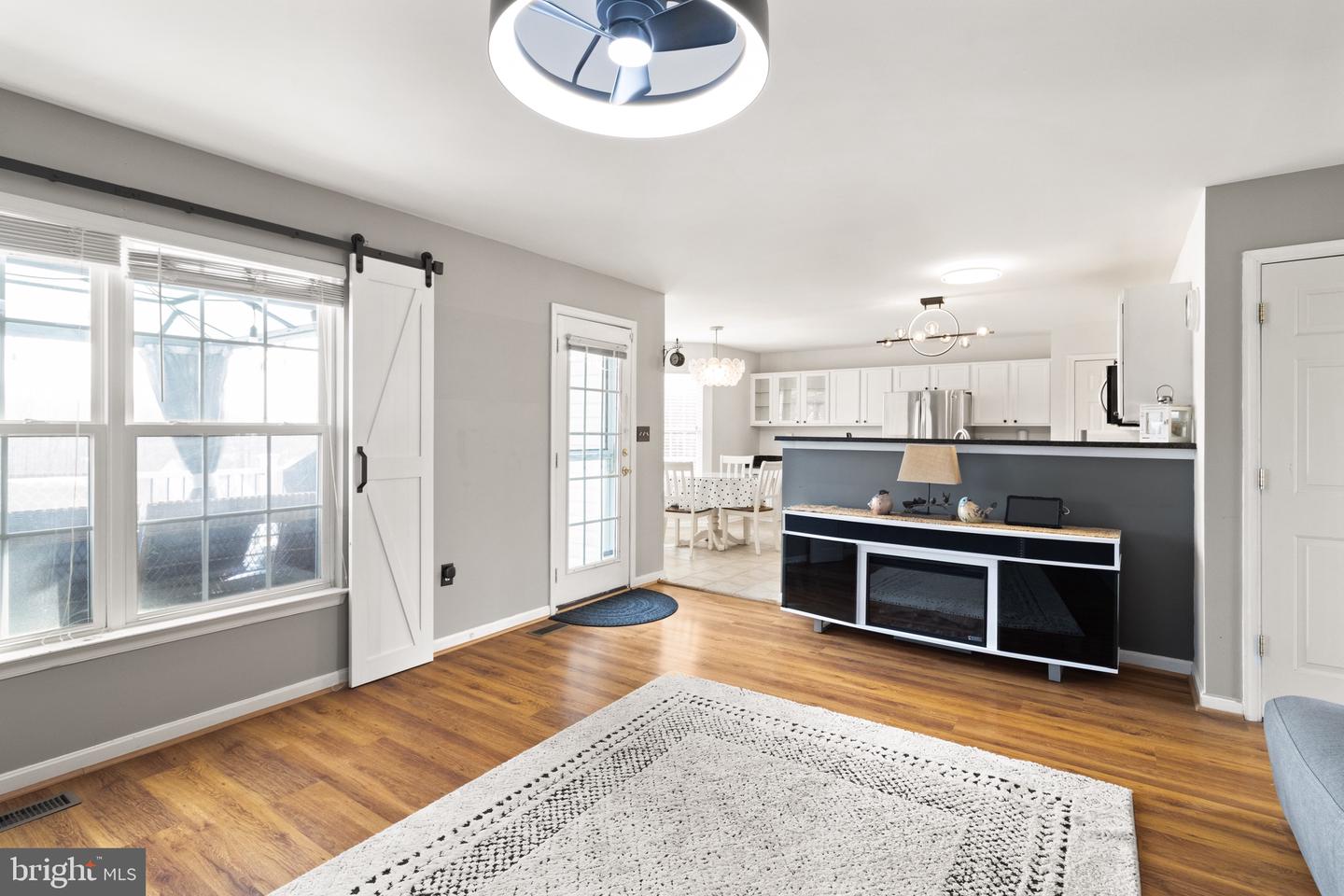 6914 VERSAILLE DR, FREDERICKSBURG, Virginia 22407, 5 Bedrooms Bedrooms, ,3 BathroomsBathrooms,Residential,For sale,6914 VERSAILLE DR,VASP2038578 MLS # VASP2038578