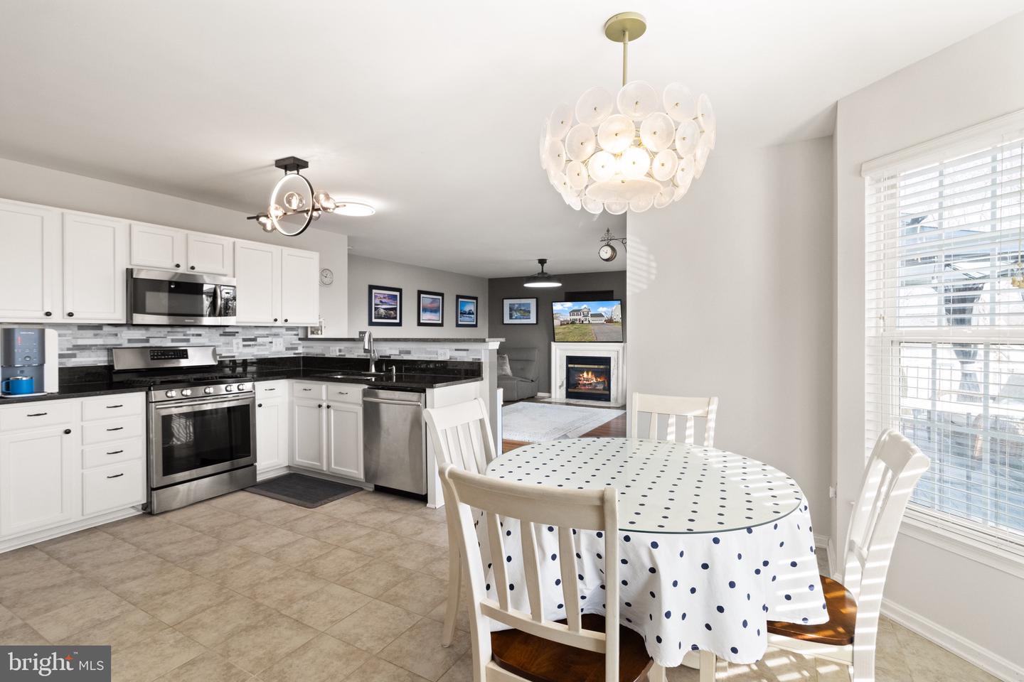 6914 VERSAILLE DR, FREDERICKSBURG, Virginia 22407, 5 Bedrooms Bedrooms, ,3 BathroomsBathrooms,Residential,For sale,6914 VERSAILLE DR,VASP2038578 MLS # VASP2038578