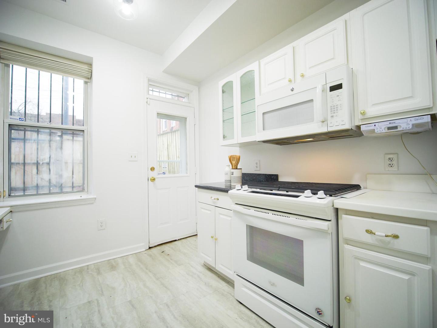 2030 4TH ST NW, WASHINGTON, District Of Columbia 20001, 3 Bedrooms Bedrooms, ,1 BathroomBathrooms,Residential,For sale,2030 4TH ST NW,DCDC2241098 MLS # DCDC2241098