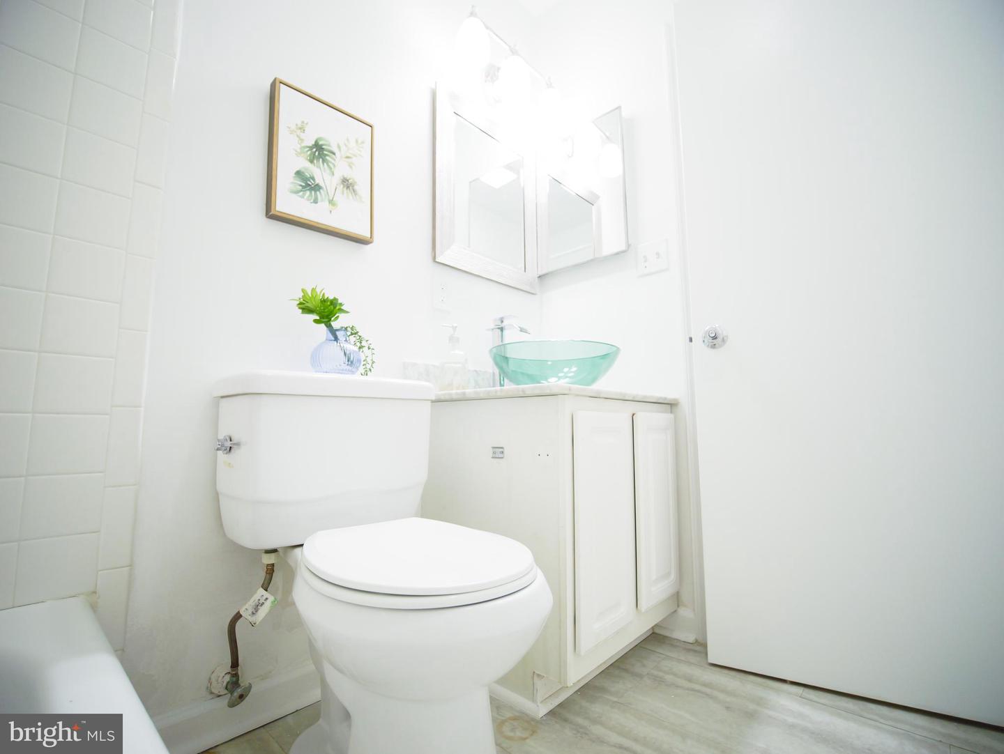 2030 4TH ST NW, WASHINGTON, District Of Columbia 20001, 3 Bedrooms Bedrooms, ,1 BathroomBathrooms,Residential,For sale,2030 4TH ST NW,DCDC2241098 MLS # DCDC2241098