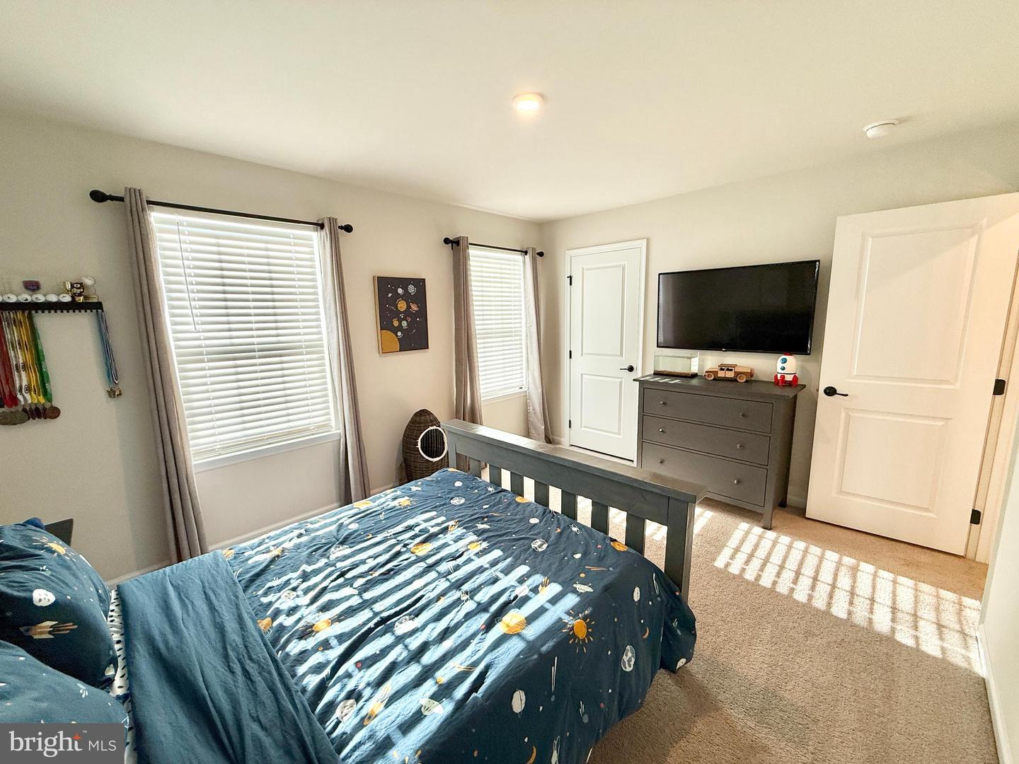 213 PRESTIGE WAY, STAFFORD, Virginia 22554, 5 Bedrooms Bedrooms, ,3 BathroomsBathrooms,Residential,For sale,213 PRESTIGE WAY,VAST2045214 MLS # VAST2045214