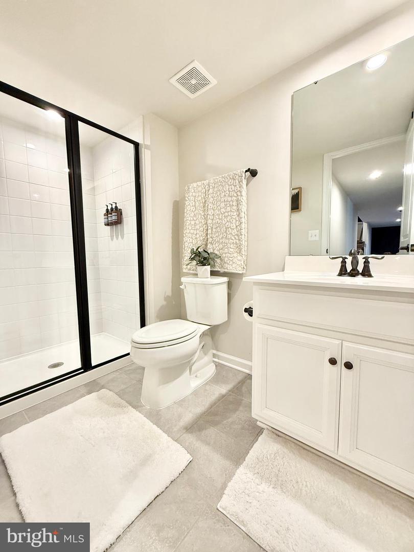 213 PRESTIGE WAY, STAFFORD, Virginia 22554, 5 Bedrooms Bedrooms, ,3 BathroomsBathrooms,Residential,For sale,213 PRESTIGE WAY,VAST2045214 MLS # VAST2045214