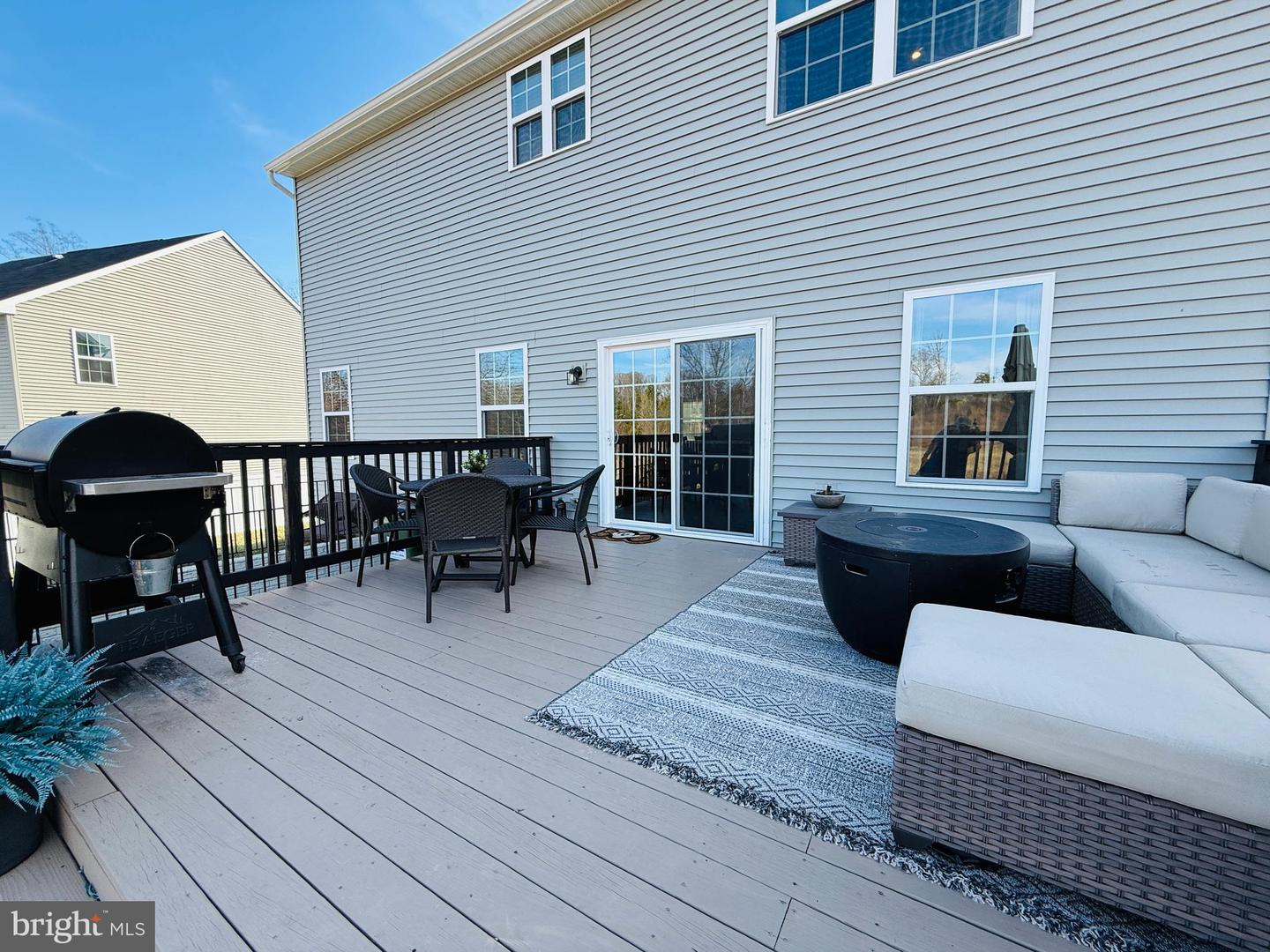 213 PRESTIGE WAY, STAFFORD, Virginia 22554, 5 Bedrooms Bedrooms, ,3 BathroomsBathrooms,Residential,For sale,213 PRESTIGE WAY,VAST2045214 MLS # VAST2045214