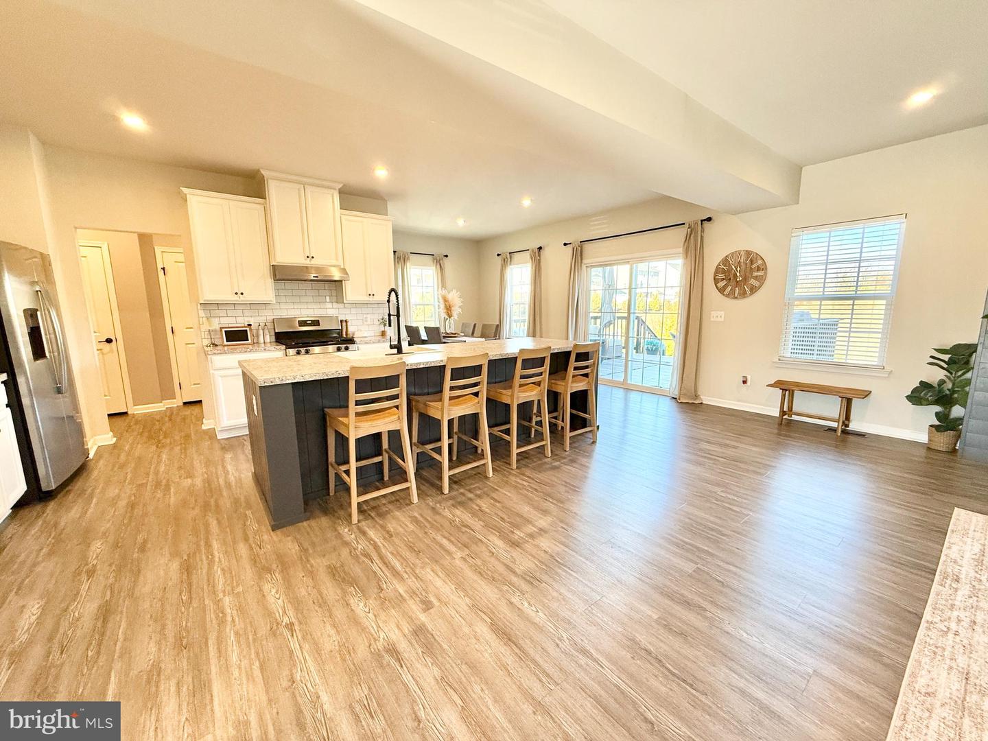 213 PRESTIGE WAY, STAFFORD, Virginia 22554, 5 Bedrooms Bedrooms, ,3 BathroomsBathrooms,Residential,For sale,213 PRESTIGE WAY,VAST2045214 MLS # VAST2045214