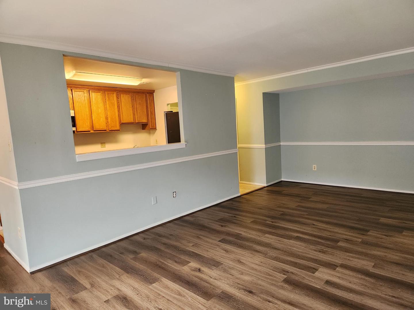 521 FLORIDA AVE #102, HERNDON, Virginia 20170, 2 Bedrooms Bedrooms, ,2 BathroomsBathrooms,Residential,For sale,521 FLORIDA AVE #102,VAFX2285502 MLS # VAFX2285502