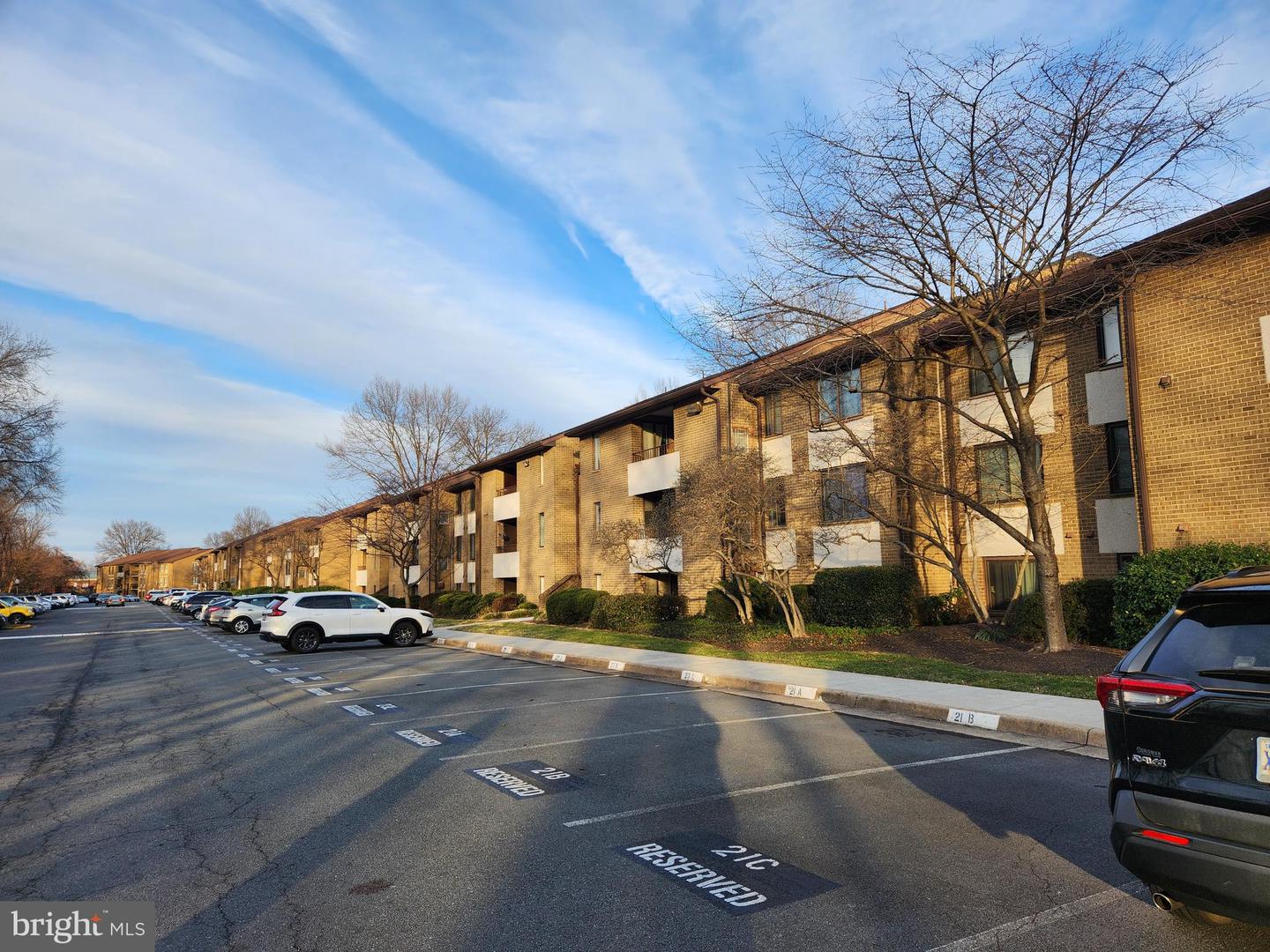 521 FLORIDA AVE #102, HERNDON, Virginia 20170, 2 Bedrooms Bedrooms, ,2 BathroomsBathrooms,Residential,For sale,521 FLORIDA AVE #102,VAFX2285502 MLS # VAFX2285502