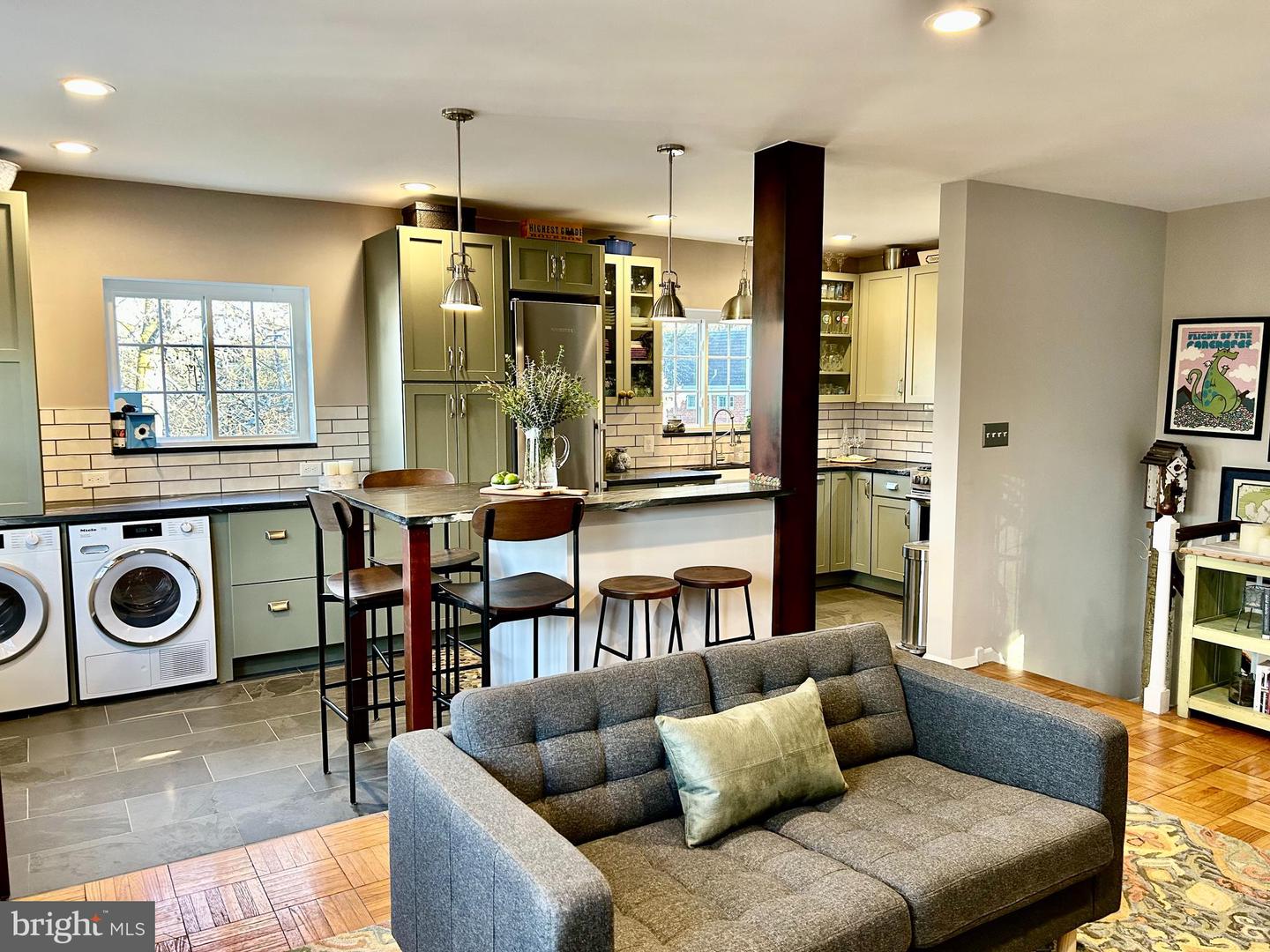 1649 FITZGERALD LN, ALEXANDRIA, Virginia 22302, 1 Bedroom Bedrooms, ,1 BathroomBathrooms,Residential,For sale,1649 FITZGERALD LN,VAAX2053090 MLS # VAAX2053090