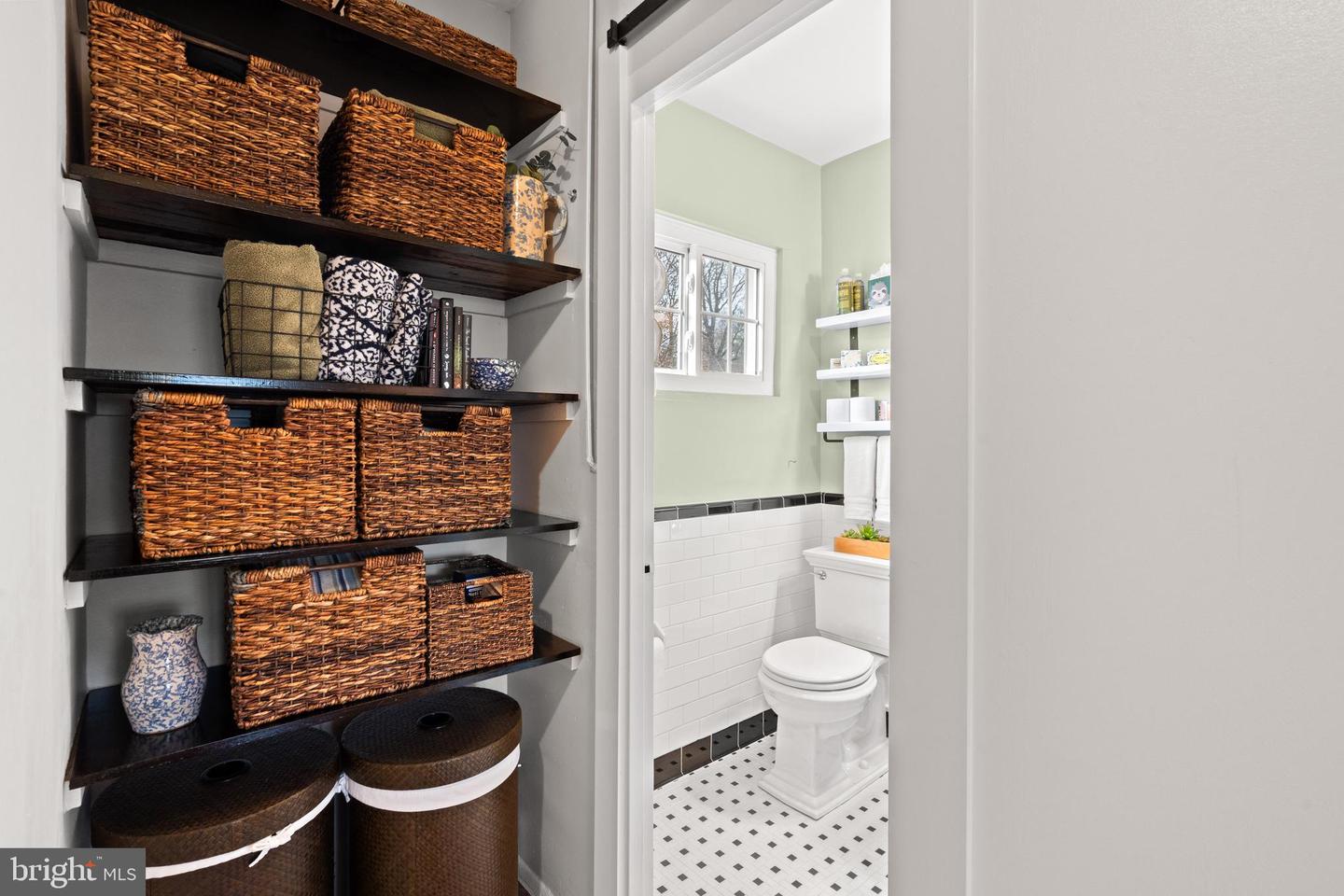 1649 FITZGERALD LN, ALEXANDRIA, Virginia 22302, 1 Bedroom Bedrooms, ,1 BathroomBathrooms,Residential,For sale,1649 FITZGERALD LN,VAAX2053090 MLS # VAAX2053090