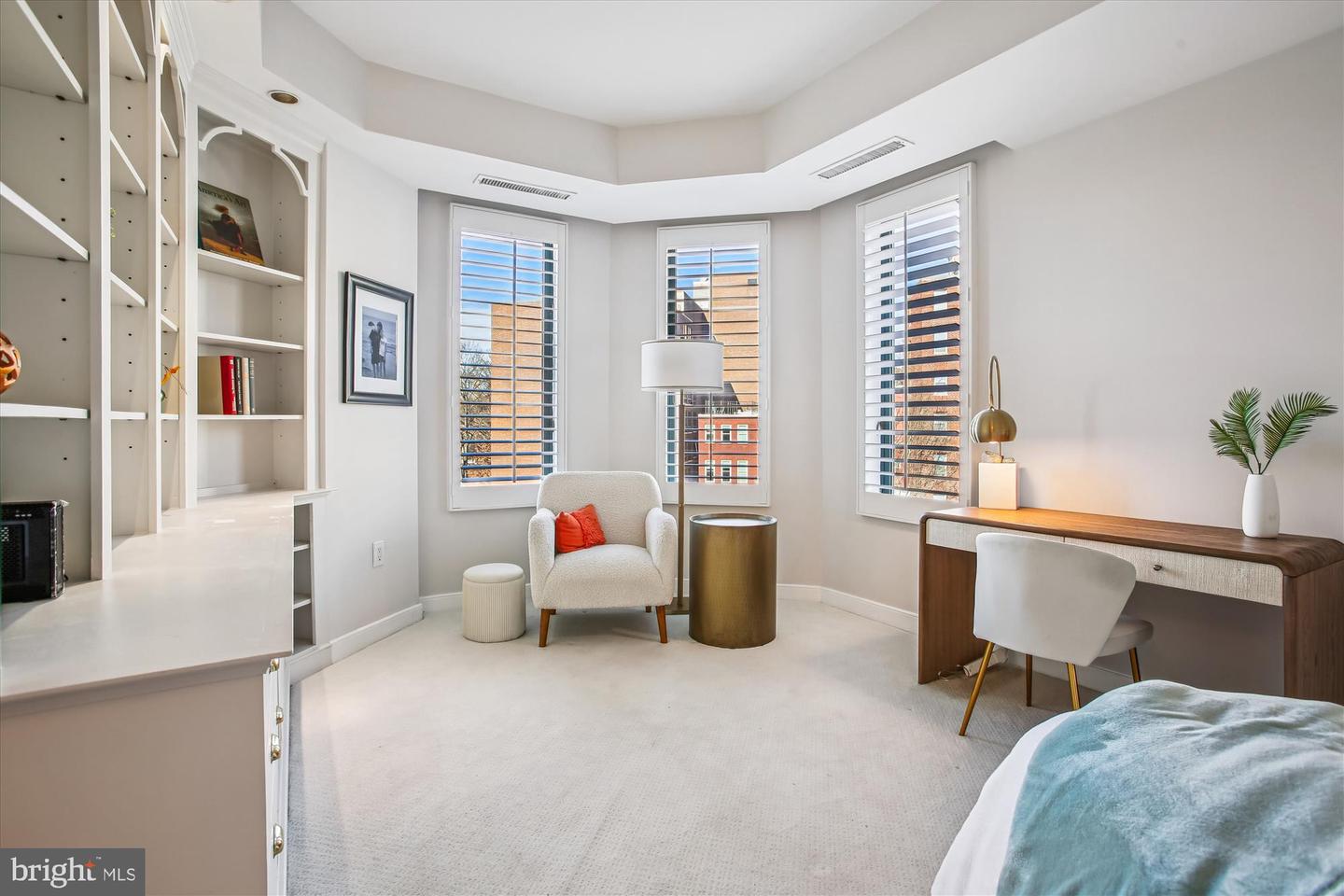 955 26TH ST NW #503, WASHINGTON, District Of Columbia 20037, 2 Bedrooms Bedrooms, ,2 BathroomsBathrooms,Residential,For sale,955 26TH ST NW #503,DCDC2241154 MLS # DCDC2241154