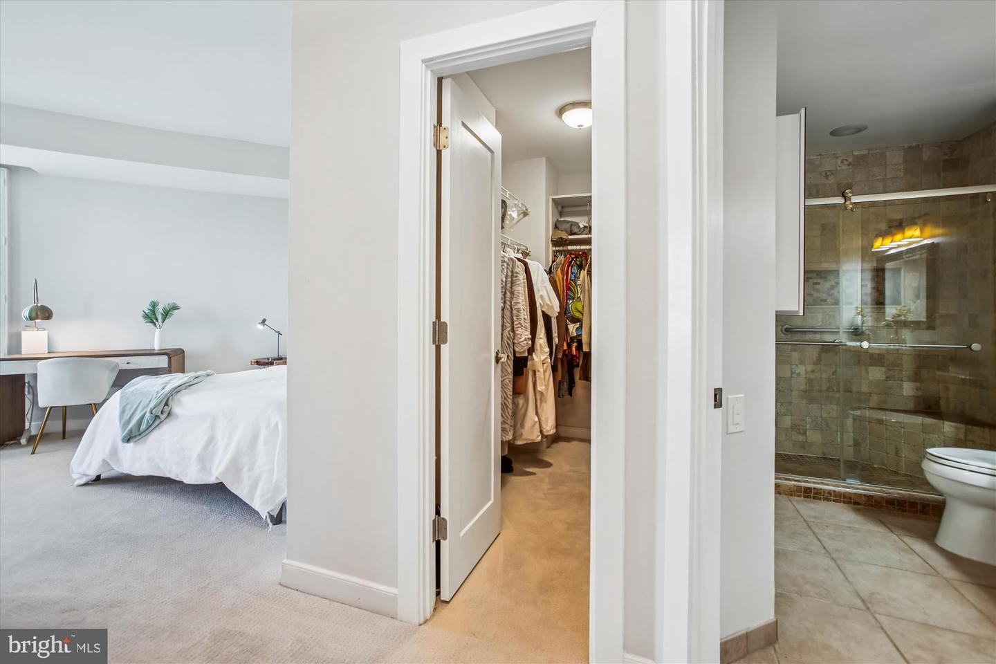 955 26TH ST NW #503, WASHINGTON, District Of Columbia 20037, 2 Bedrooms Bedrooms, ,2 BathroomsBathrooms,Residential,For sale,955 26TH ST NW #503,DCDC2241154 MLS # DCDC2241154