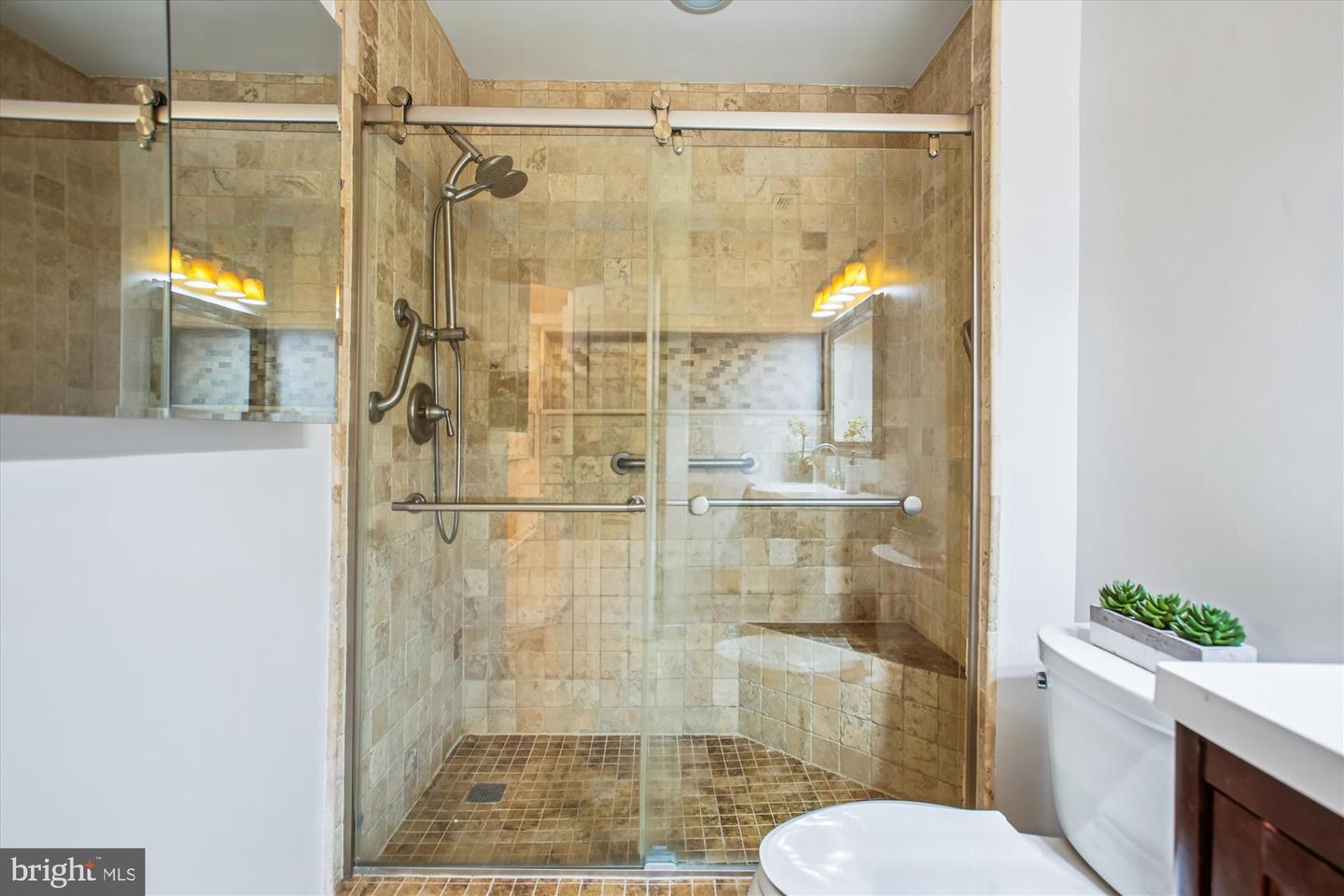 955 26TH ST NW #503, WASHINGTON, District Of Columbia 20037, 2 Bedrooms Bedrooms, ,2 BathroomsBathrooms,Residential,For sale,955 26TH ST NW #503,DCDC2241154 MLS # DCDC2241154