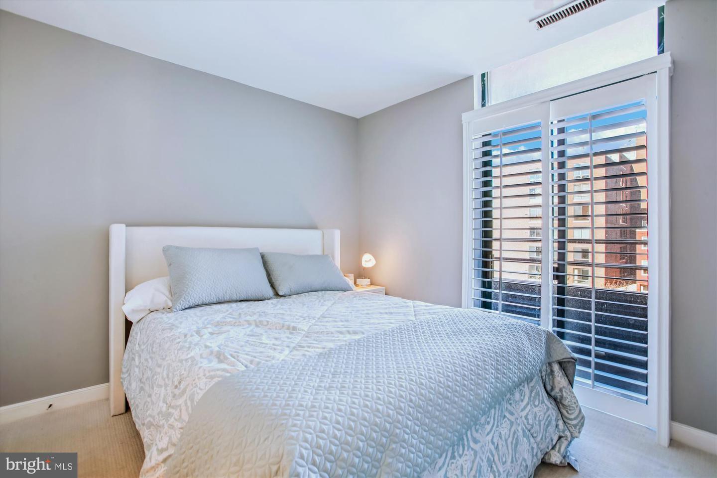 955 26TH ST NW #503, WASHINGTON, District Of Columbia 20037, 2 Bedrooms Bedrooms, ,2 BathroomsBathrooms,Residential,For sale,955 26TH ST NW #503,DCDC2241154 MLS # DCDC2241154