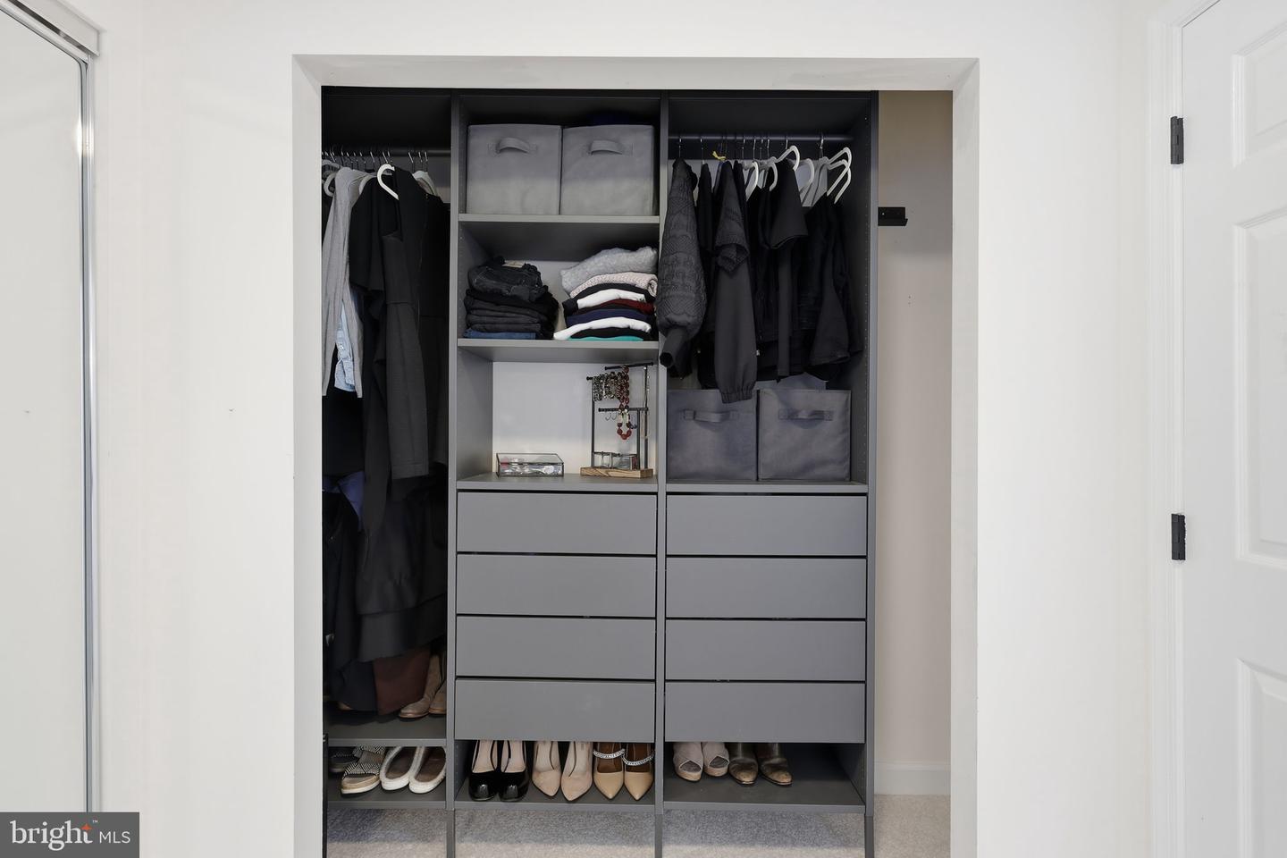 15559 FANCY FARM CT, MANASSAS, Virginia 20112, 4 Bedrooms Bedrooms, ,2 BathroomsBathrooms,Residential,For sale,15559 FANCY FARM CT,VAPW2110474 MLS # VAPW2110474