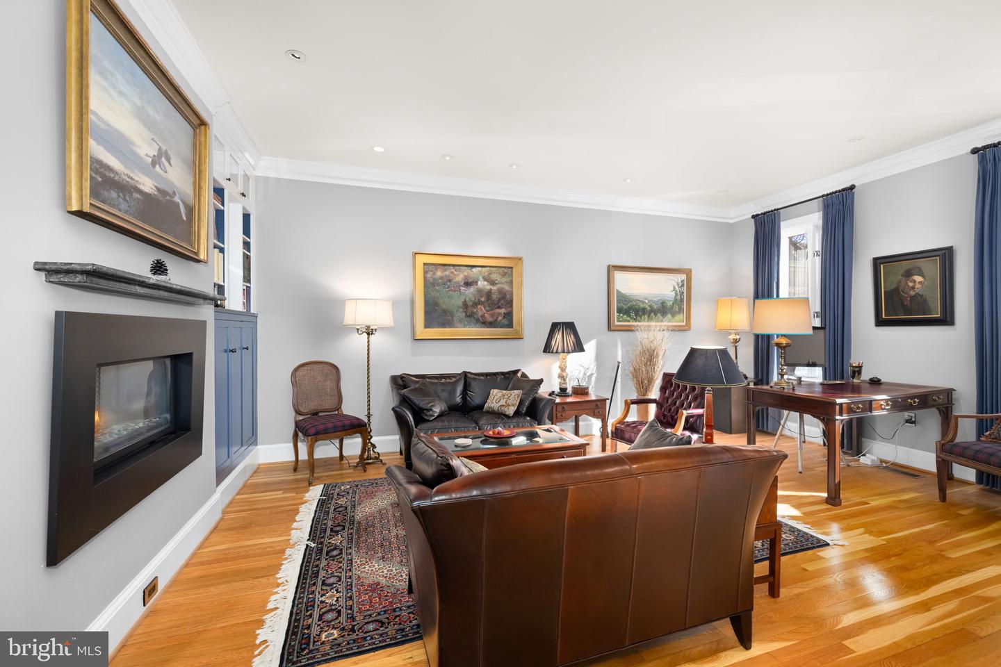 3988 GEORGETOWN CT NW, WASHINGTON, District Of Columbia 20007, 4 Bedrooms Bedrooms, ,3 BathroomsBathrooms,Residential,For sale,3988 GEORGETOWN CT NW,DCDC2241250 MLS # DCDC2241250