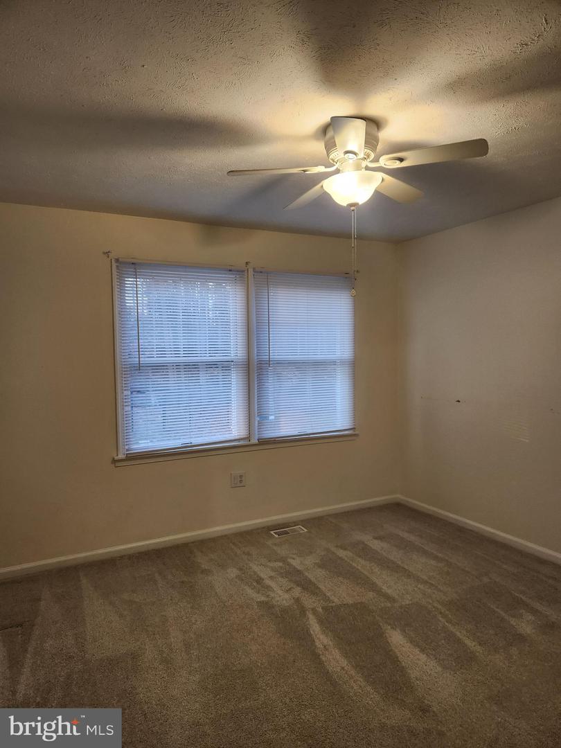 10 GREENRIDGE DR, STAFFORD, Virginia 22554, 4 Bedrooms Bedrooms, ,3 BathroomsBathrooms,Residential,For sale,10 GREENRIDGE DR,VAST2045242 MLS # VAST2045242