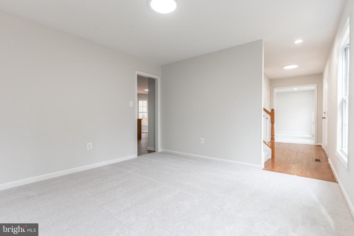 4536 FORESTBURG LN, TRIANGLE, Virginia 22172, 4 Bedrooms Bedrooms, ,3 BathroomsBathrooms,Residential,For sale,4536 FORESTBURG LN,VAPW2110516 MLS # VAPW2110516