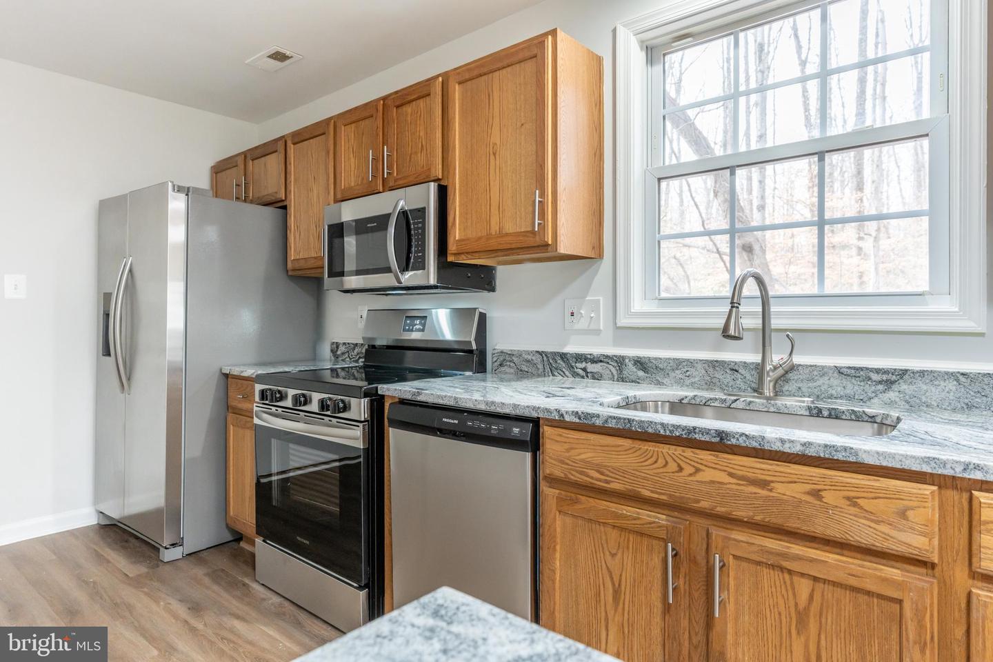 4536 FORESTBURG LN, TRIANGLE, Virginia 22172, 4 Bedrooms Bedrooms, ,3 BathroomsBathrooms,Residential,For sale,4536 FORESTBURG LN,VAPW2110516 MLS # VAPW2110516