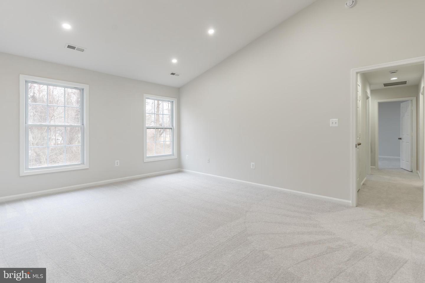 4536 FORESTBURG LN, TRIANGLE, Virginia 22172, 4 Bedrooms Bedrooms, ,3 BathroomsBathrooms,Residential,For sale,4536 FORESTBURG LN,VAPW2110516 MLS # VAPW2110516