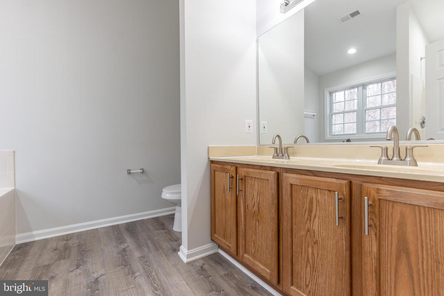 4536 FORESTBURG LN, TRIANGLE, Virginia 22172, 4 Bedrooms Bedrooms, ,3 BathroomsBathrooms,Residential,For sale,4536 FORESTBURG LN,VAPW2110516 MLS # VAPW2110516