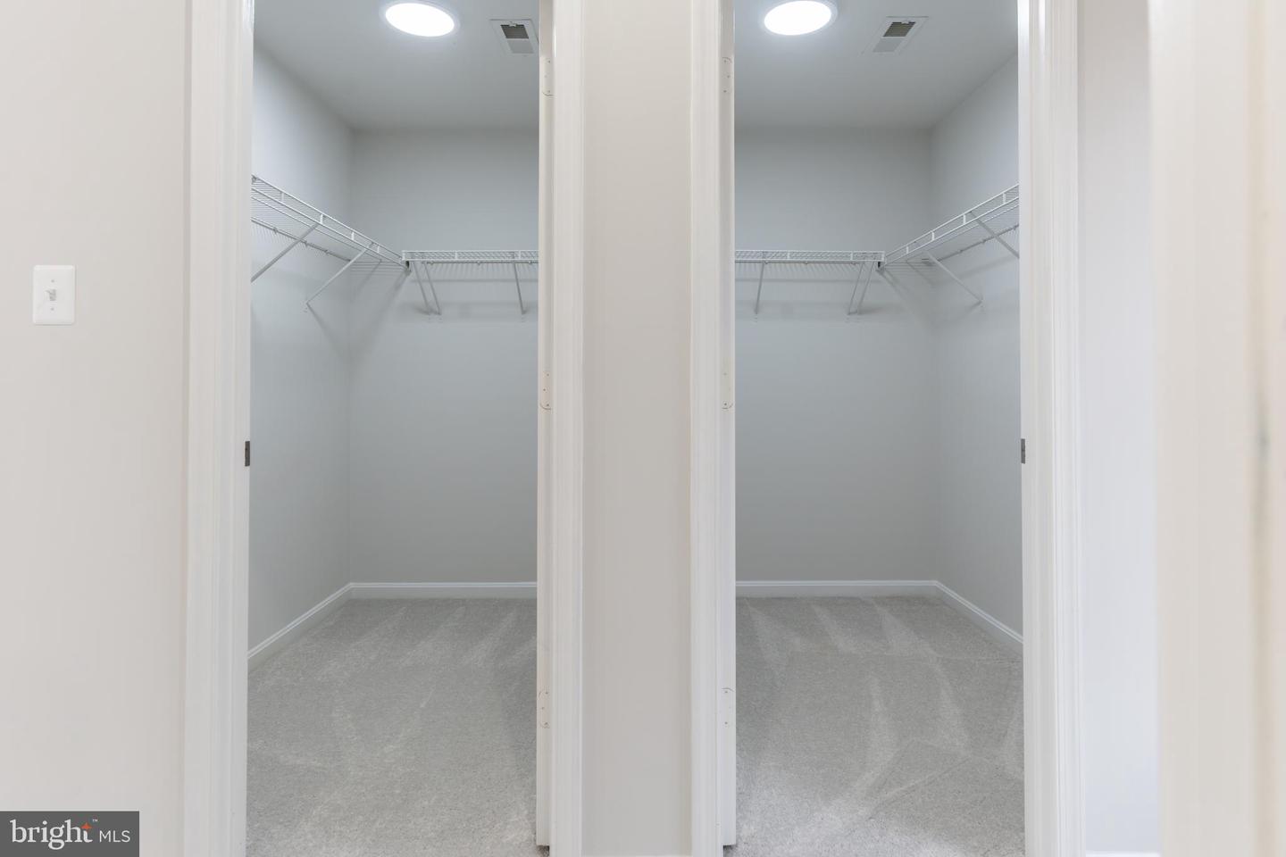 4536 FORESTBURG LN, TRIANGLE, Virginia 22172, 4 Bedrooms Bedrooms, ,3 BathroomsBathrooms,Residential,For sale,4536 FORESTBURG LN,VAPW2110516 MLS # VAPW2110516