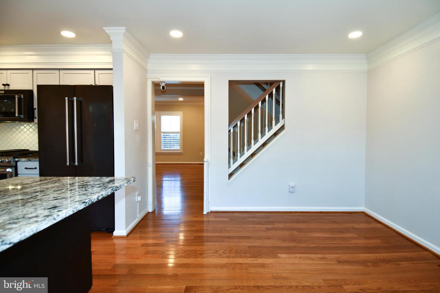 3891 MOHR OAK CT, FAIRFAX, Virginia 22033, 3 Bedrooms Bedrooms, ,3 BathroomsBathrooms,Residential,For sale,3891 MOHR OAK CT,VAFX2285698 MLS # VAFX2285698