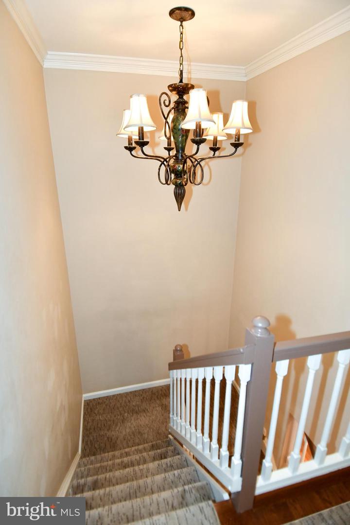 3891 MOHR OAK CT, FAIRFAX, Virginia 22033, 3 Bedrooms Bedrooms, ,3 BathroomsBathrooms,Residential,For sale,3891 MOHR OAK CT,VAFX2285698 MLS # VAFX2285698