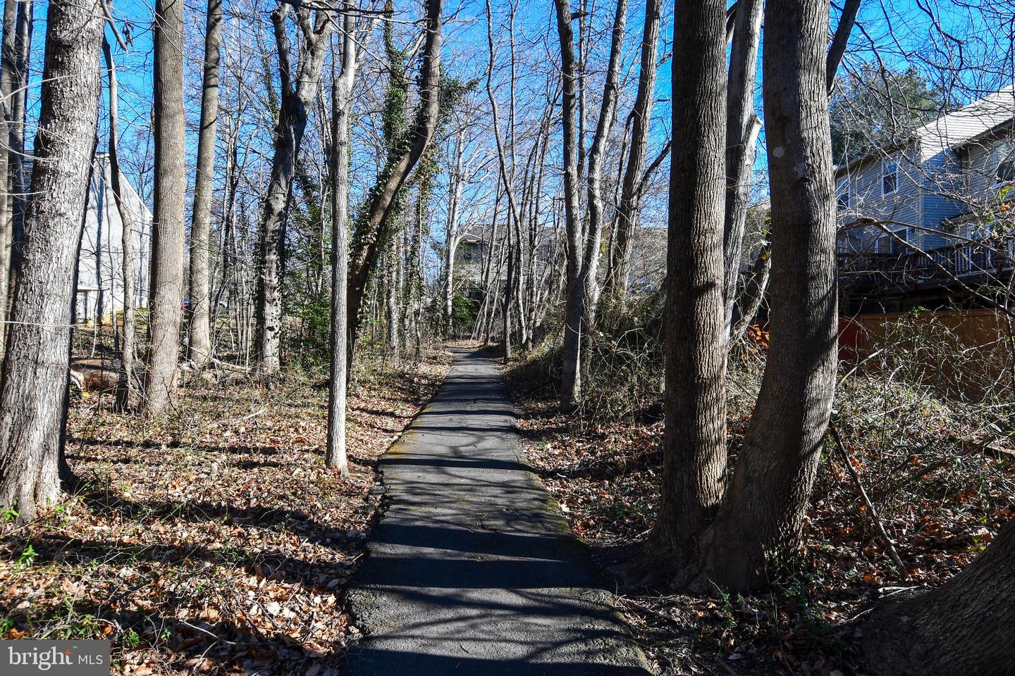 3891 MOHR OAK CT, FAIRFAX, Virginia 22033, 3 Bedrooms Bedrooms, ,3 BathroomsBathrooms,Residential,For sale,3891 MOHR OAK CT,VAFX2285698 MLS # VAFX2285698