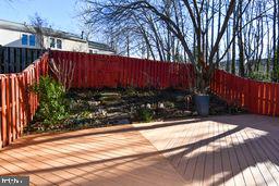 3891 MOHR OAK CT, FAIRFAX, Virginia 22033, 3 Bedrooms Bedrooms, ,3 BathroomsBathrooms,Residential,For sale,3891 MOHR OAK CT,VAFX2285698 MLS # VAFX2285698