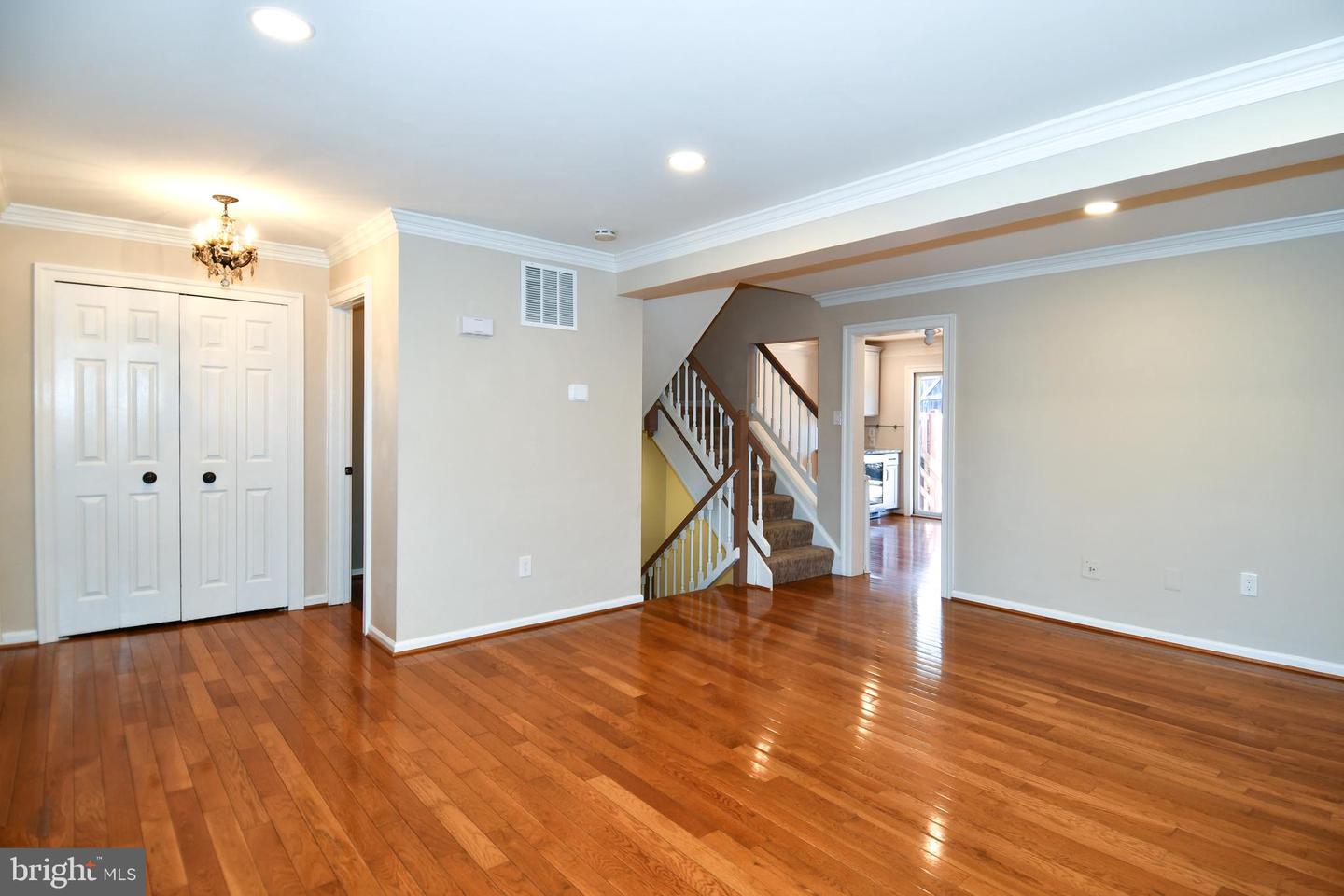 3891 MOHR OAK CT, FAIRFAX, Virginia 22033, 3 Bedrooms Bedrooms, ,3 BathroomsBathrooms,Residential,For sale,3891 MOHR OAK CT,VAFX2285698 MLS # VAFX2285698