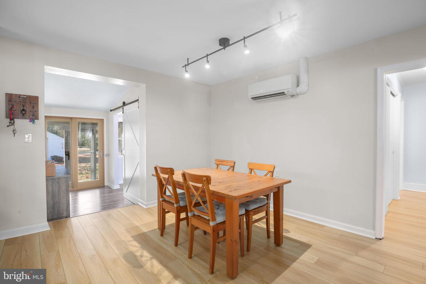 940 BRYANT, COLONIAL BEACH, Virginia 22443, 3 Bedrooms Bedrooms, 8 Rooms Rooms,2 BathroomsBathrooms,Residential,For sale,940 BRYANT,VAWE2010372 MLS # VAWE2010372