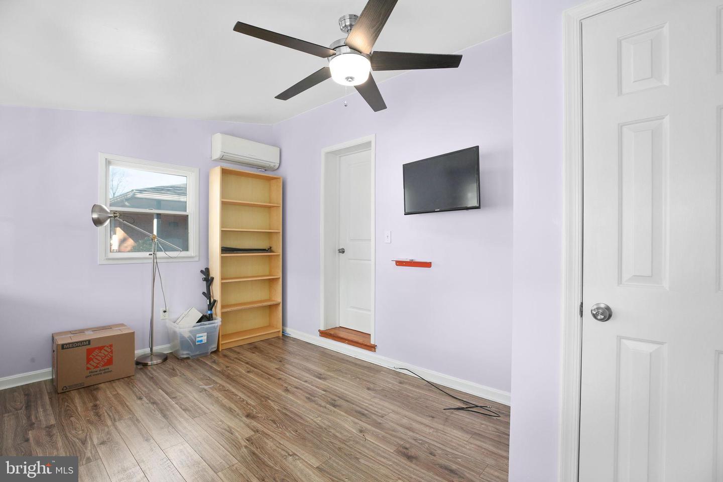 940 BRYANT, COLONIAL BEACH, Virginia 22443, 3 Bedrooms Bedrooms, 8 Rooms Rooms,2 BathroomsBathrooms,Residential,For sale,940 BRYANT,VAWE2010372 MLS # VAWE2010372