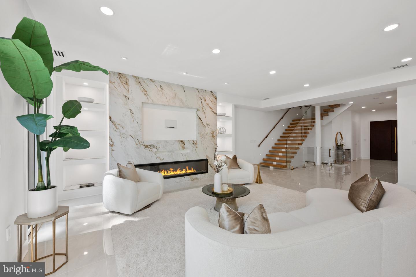 2321 N RICHMOND ST, ARLINGTON, Virginia 22207, 5 Bedrooms Bedrooms, ,5 BathroomsBathrooms,Residential,For sale,2321 N RICHMOND ST,VAAR2067740 MLS # VAAR2067740