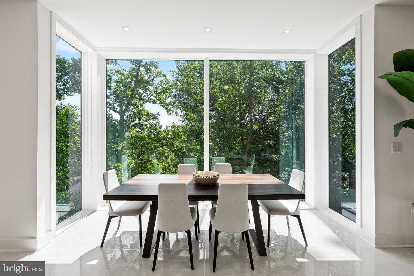 2321 N RICHMOND ST, ARLINGTON, Virginia 22207, 5 Bedrooms Bedrooms, ,5 BathroomsBathrooms,Residential,For sale,2321 N RICHMOND ST,VAAR2067740 MLS # VAAR2067740