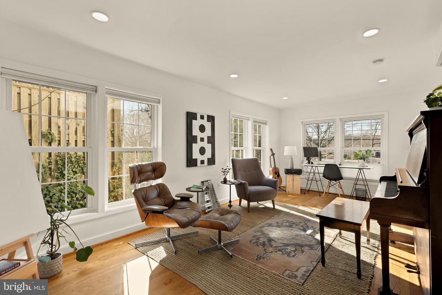 5705 MACARTHUR BLVD NW, WASHINGTON, District Of Columbia 20016, 5 Bedrooms Bedrooms, ,2 BathroomsBathrooms,Residential,For sale,5705 MACARTHUR BLVD NW,DCDC2241342 MLS # DCDC2241342