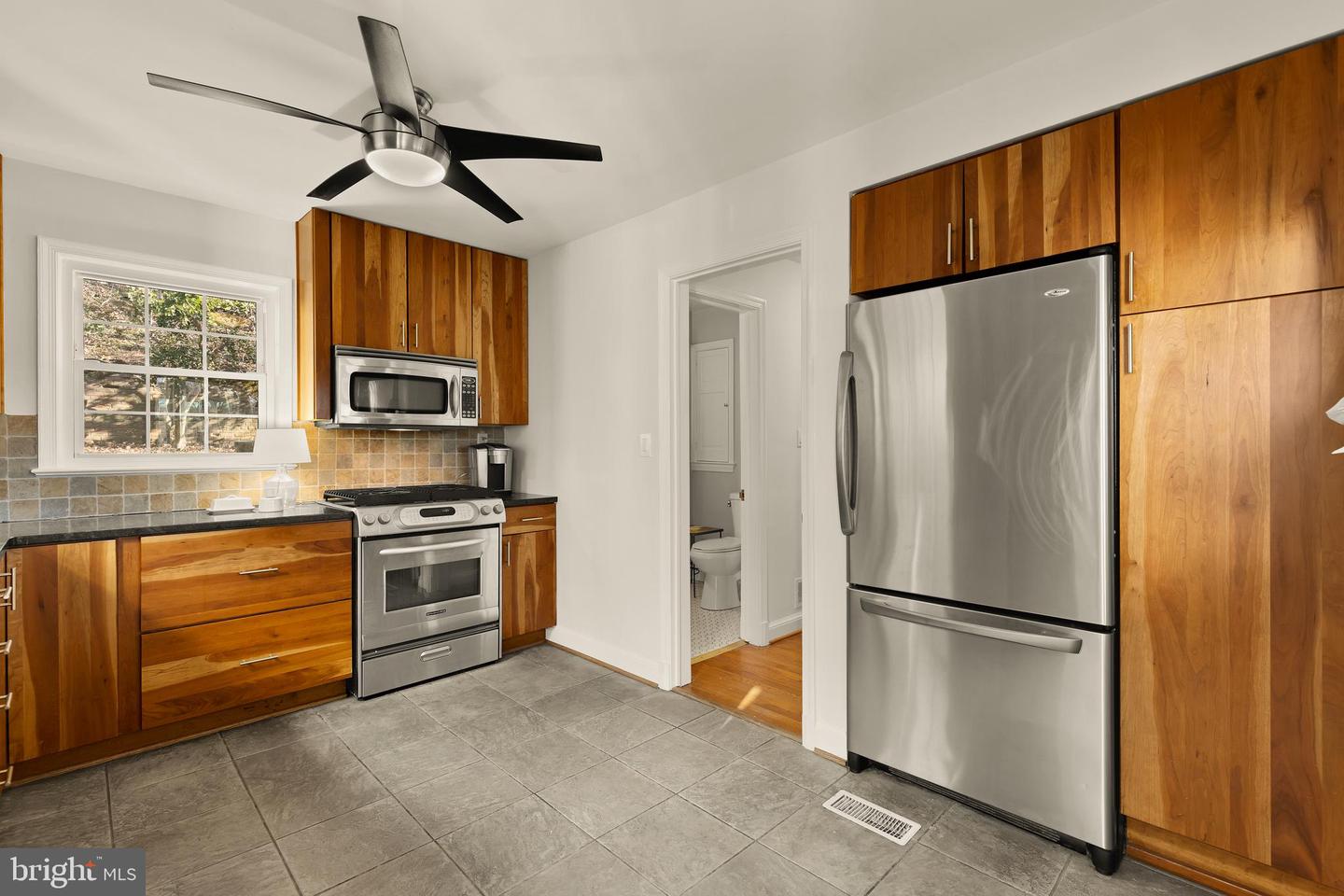 5705 MACARTHUR BLVD NW, WASHINGTON, District Of Columbia 20016, 5 Bedrooms Bedrooms, ,2 BathroomsBathrooms,Residential,For sale,5705 MACARTHUR BLVD NW,DCDC2241342 MLS # DCDC2241342