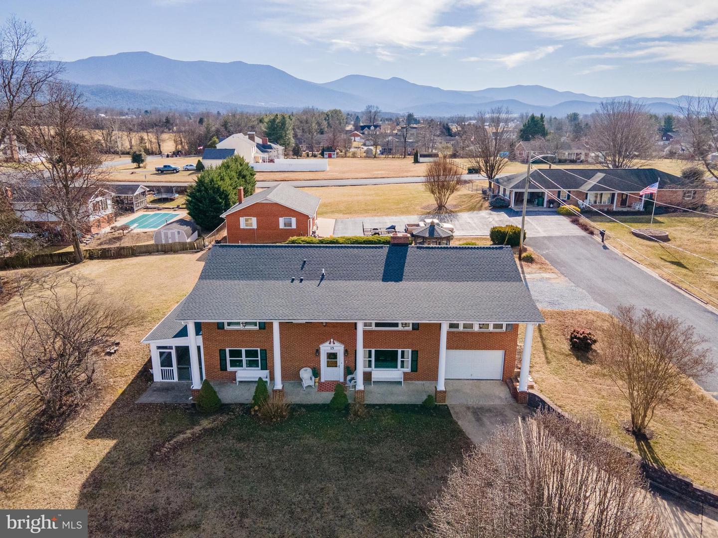 15 PAINTER ST, LURAY, Virginia 22835, 5 Bedrooms Bedrooms, ,2 BathroomsBathrooms,Residential,For sale,15 PAINTER ST,VAPA2005884 MLS # VAPA2005884