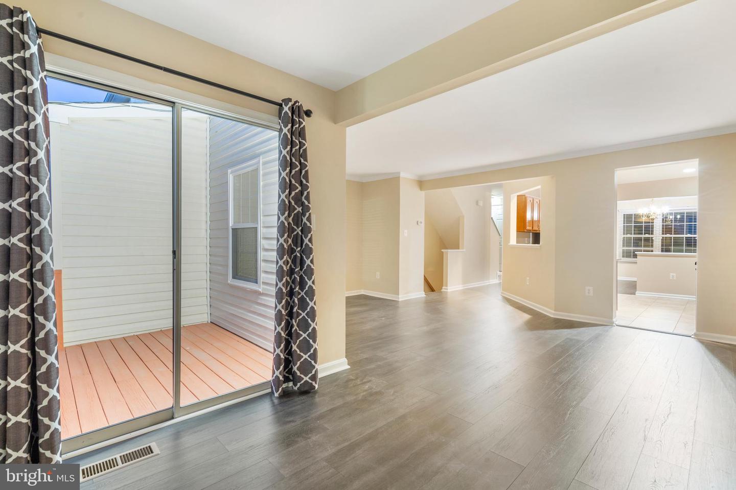 546 KALMIA SQ NE, LEESBURG, Virginia 20176, 3 Bedrooms Bedrooms, ,2 BathroomsBathrooms,Residential,For sale,546 KALMIA SQ NE,VALO2113956 MLS # VALO2113956