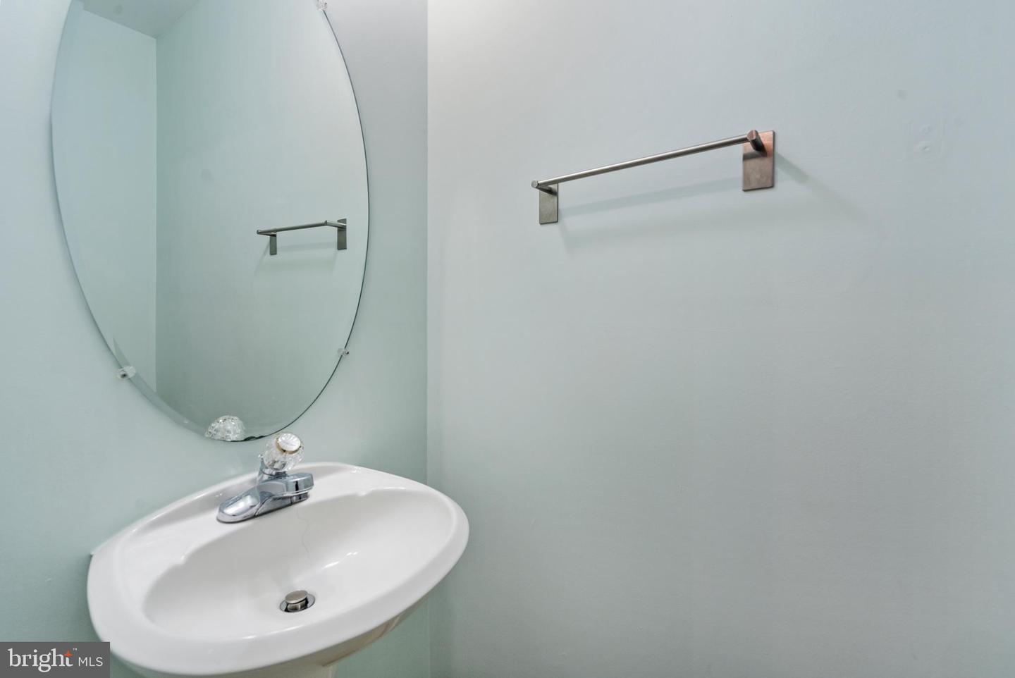 546 KALMIA SQ NE, LEESBURG, Virginia 20176, 3 Bedrooms Bedrooms, ,2 BathroomsBathrooms,Residential,For sale,546 KALMIA SQ NE,VALO2113956 MLS # VALO2113956