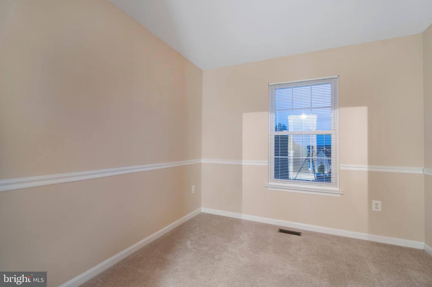 546 KALMIA SQ NE, LEESBURG, Virginia 20176, 3 Bedrooms Bedrooms, ,2 BathroomsBathrooms,Residential,For sale,546 KALMIA SQ NE,VALO2113956 MLS # VALO2113956