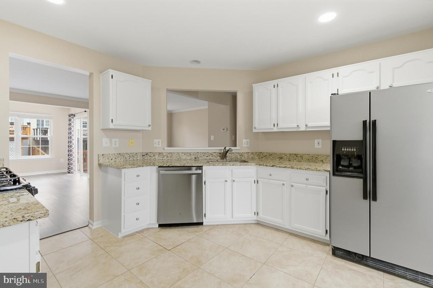 546 KALMIA SQ NE, LEESBURG, Virginia 20176, 3 Bedrooms Bedrooms, ,2 BathroomsBathrooms,Residential,For sale,546 KALMIA SQ NE,VALO2113956 MLS # VALO2113956