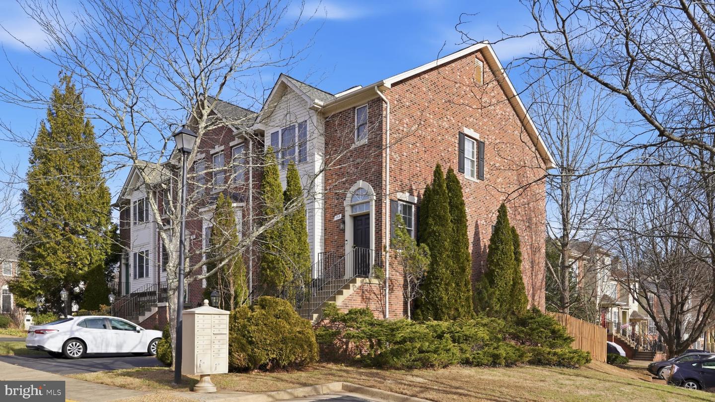 795 COL EDMONDS CT, WARRENTON, Virginia 20186, 3 Bedrooms Bedrooms, ,2 BathroomsBathrooms,Residential,For sale,795 COL EDMONDS CT,VAFQ2020134 MLS # VAFQ2020134